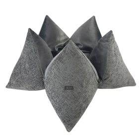 Bouclé Stone Love Kissen